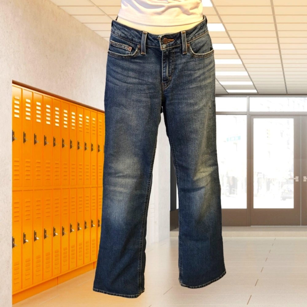 Women's Levis - Superlow Bootcut - Size 27 - NWOT
